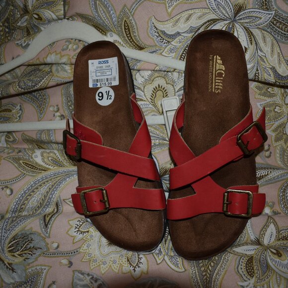 sandals - Picture 1 of 4